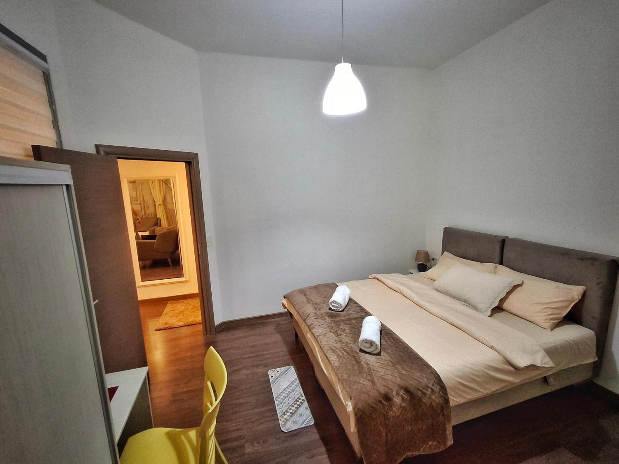 Urban Vibe Apartment *
