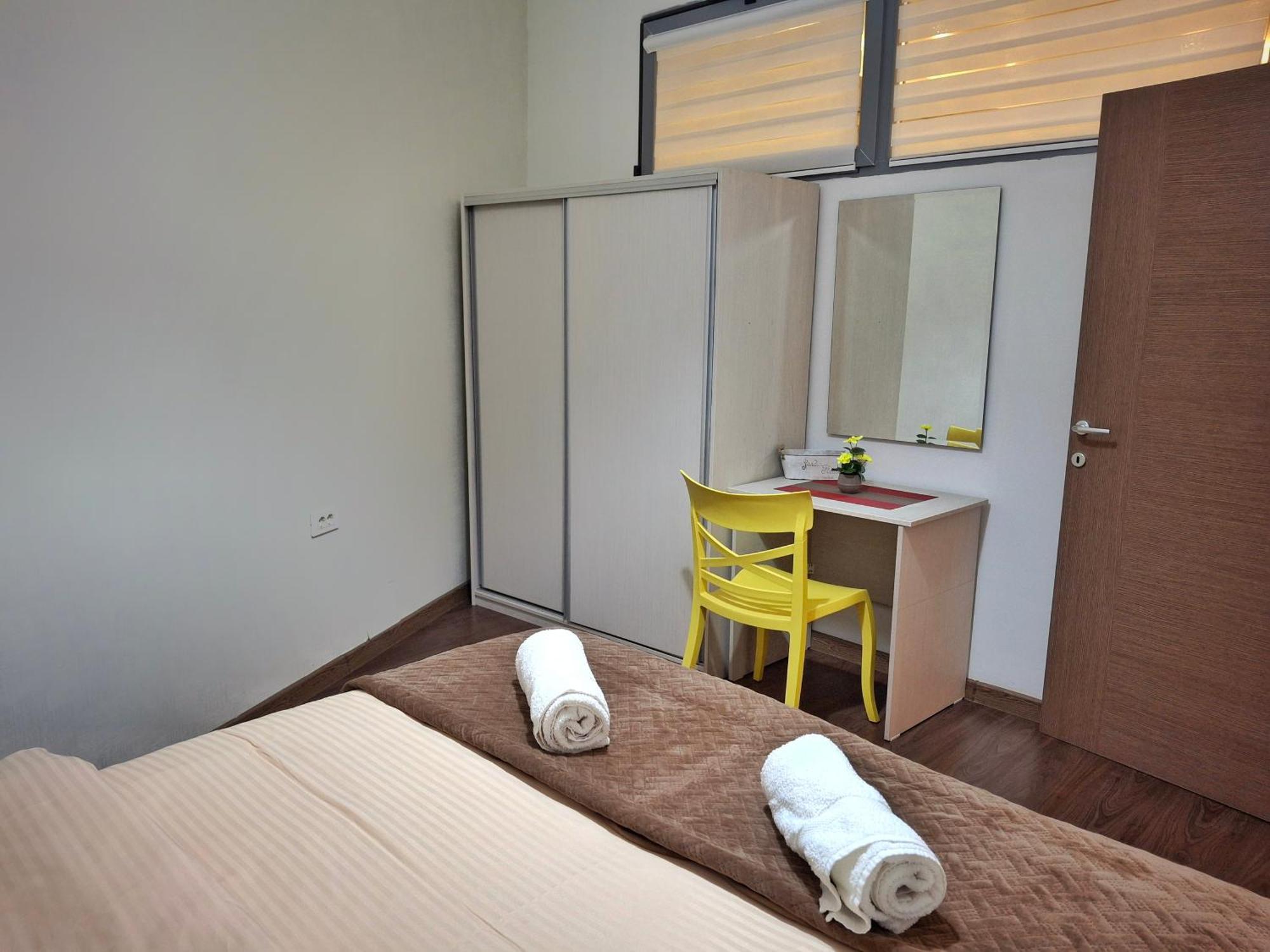 Urban Vibe Apartment